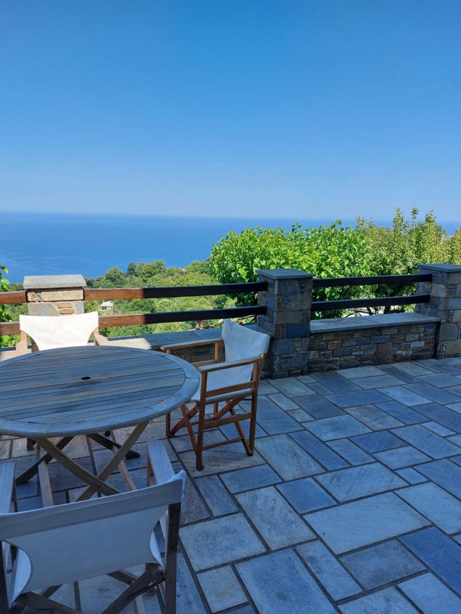 Θαλλώ Luxurious Villa Tsagkarada Zimmer foto